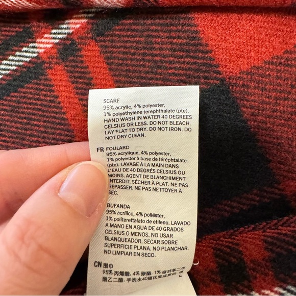 Red Plaid Decorative Throw Scarf 🧣 - Picture 5 of 6